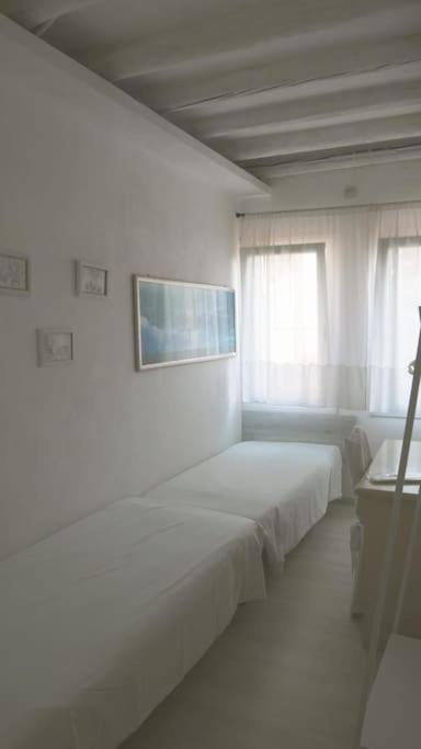 Apartment With Terrace In Chioggia'S Main Square 외부 사진