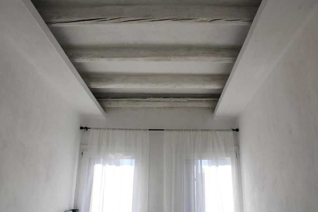 Apartment With Terrace In Chioggia'S Main Square 외부 사진