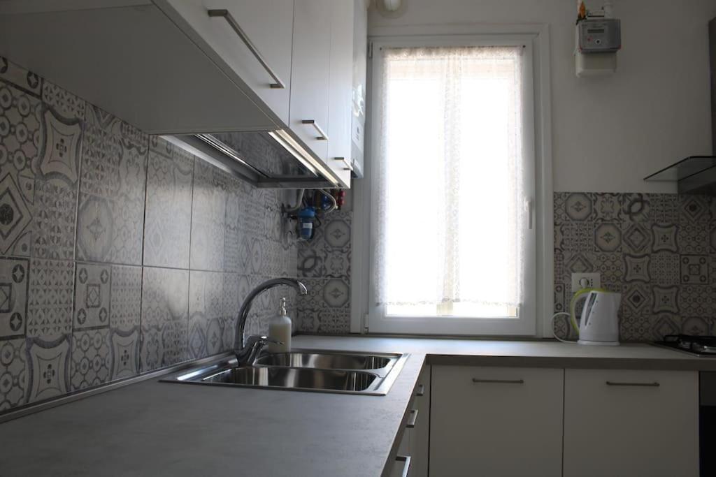 Apartment With Terrace In Chioggia'S Main Square 외부 사진